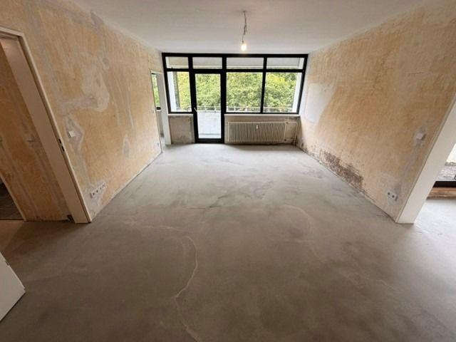 2 Zimmer Wohnung mit 2 Balkonen & viel Potenzial!