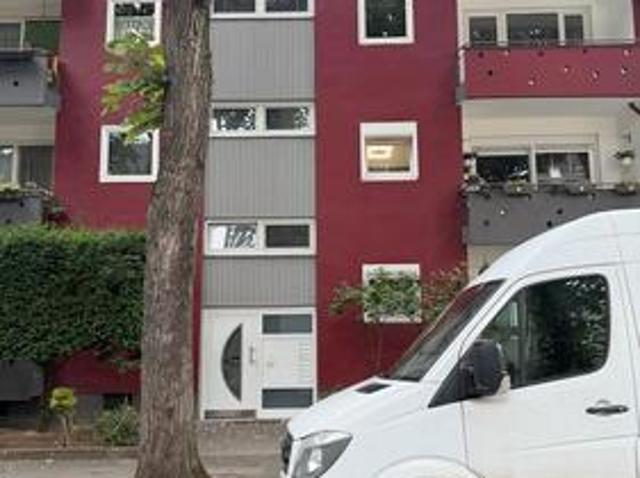 2 Zimmer Wohnung mit 2 Balkonen zentral in Duisburg Meiderich