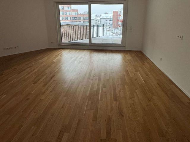 2 Zimmer Wohnung mit 2 Loggien zum Innengarten & Wannenbad – bezugsfertig Frankfurt