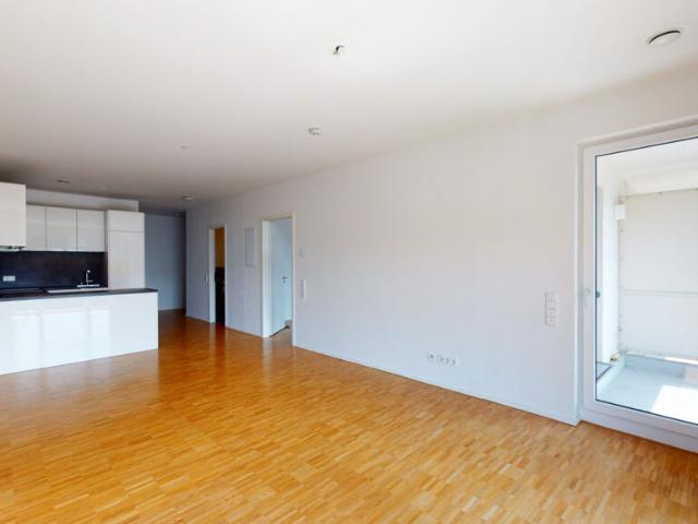 2 Zimmer Wohnung mit Tageslichtbad und Balkon