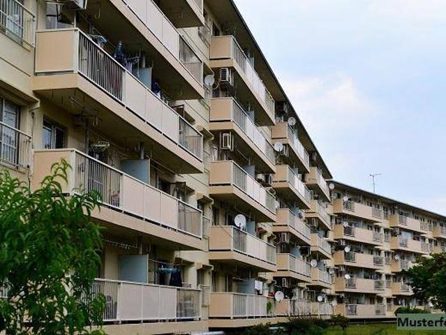 2 Zimmer Wohnung mit Terrasse und Garten