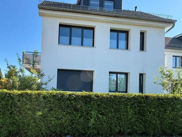 2 Zimmer Wohnung mit Terrasse und Eigengarten