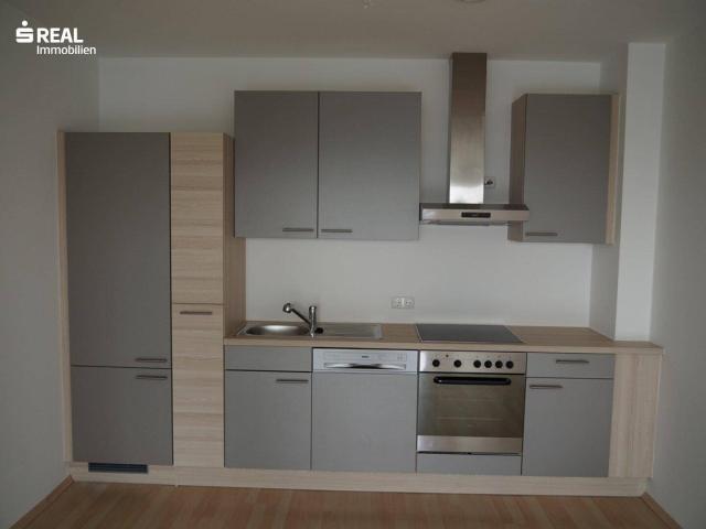 2 Zimmer Wohnung mit Terrasse und Tiefgaragenplatz am Haager Hauptplatz