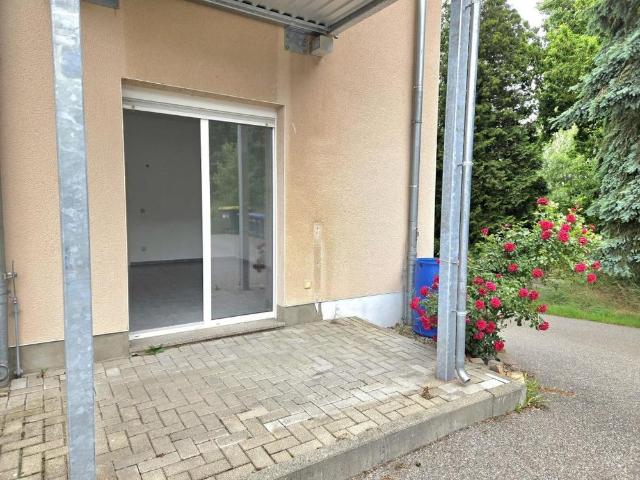 2 Zimmer Wohnung mit Terrasse im Grünen!