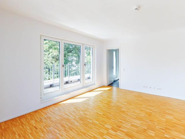 2 Zimmer Wohnung mit Terrasse in Charlottenburg