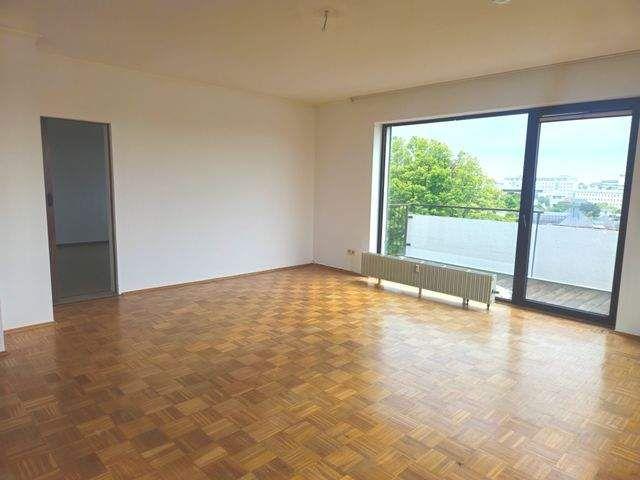 2 Zimmer Wohnung mit tollem Blick über Lüdenscheid Aufzug im Haus