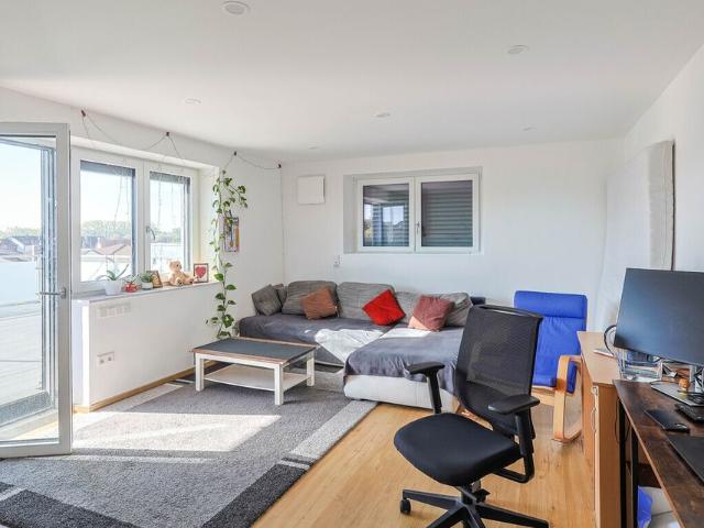 2 Zimmer Wohnung mit toller Dachterrasse