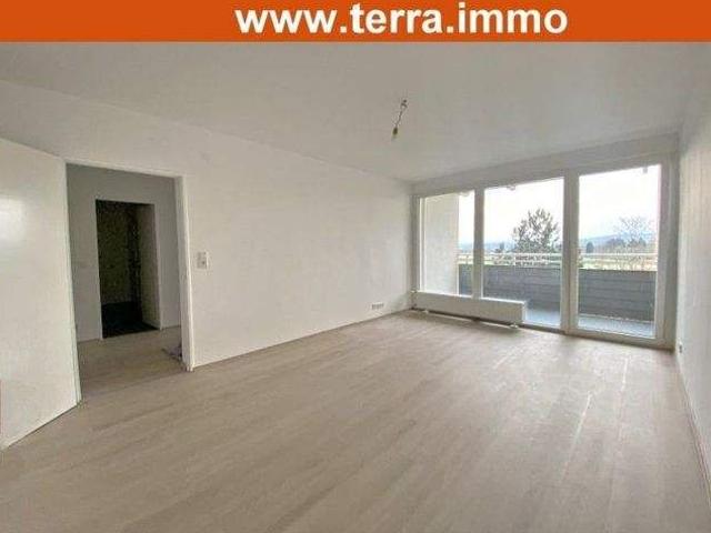 2 Zimmer Wohnung mit Weitblick 1 Person, 2025 vollständig modernisiert!