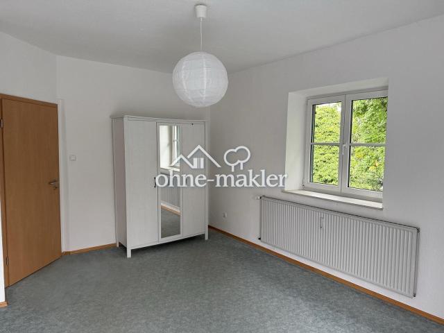 2 Zimmer Wohnung mit Wintergarten ideal für WG/Pärchen, verkehrsgünstig