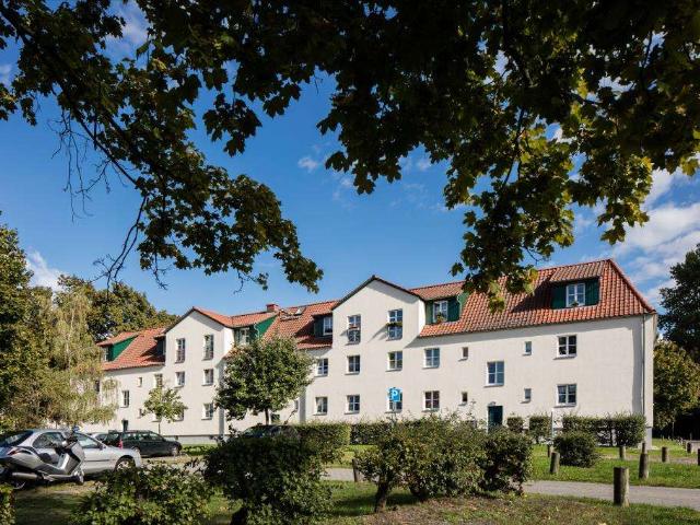 2 Zimmer Wohnung mit Badewanne im Stadtteil Görden