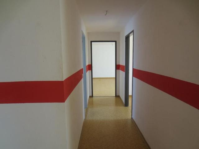2 Zimmer Wohnung mit Badewanne in Nord