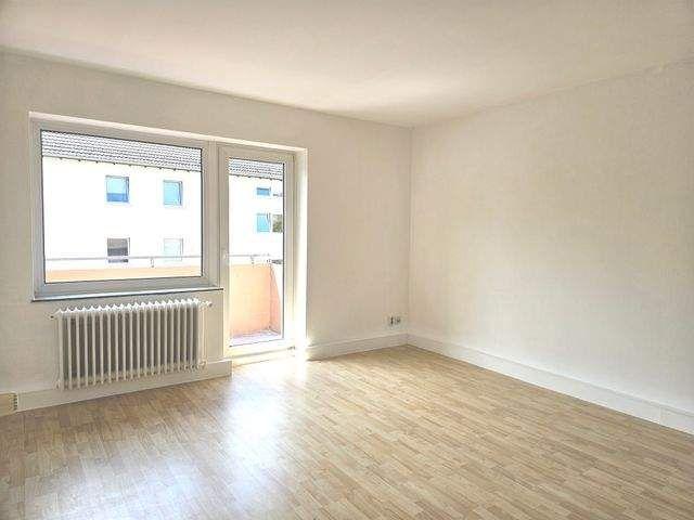 2 Zimmer Wohnung mit Balkon