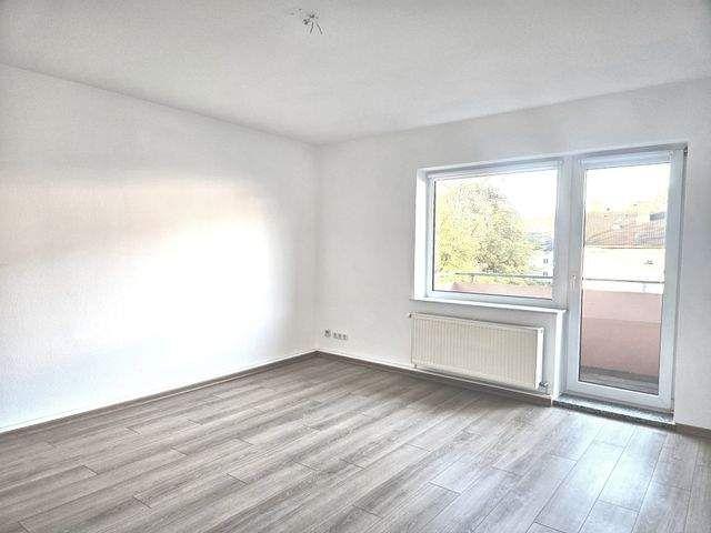 2 Zimmer Wohnung mit Balkon