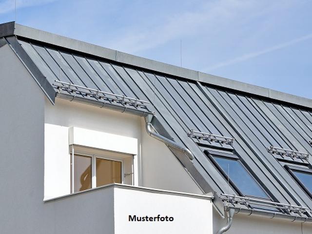 2 Zimmer Wohnung mit Balkon