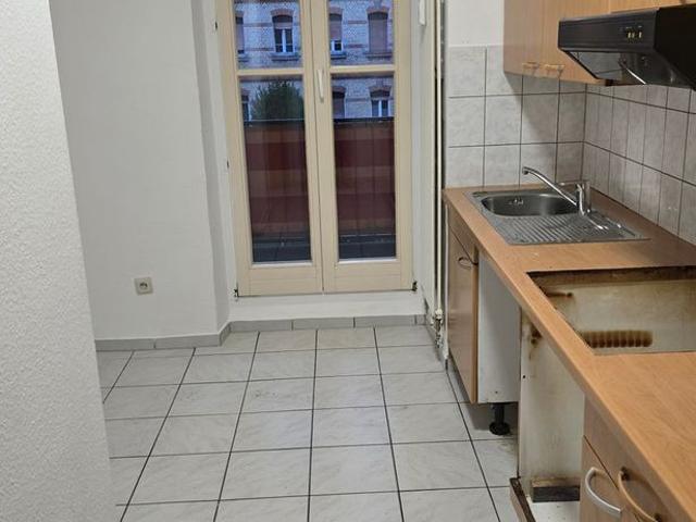 2 Zimmer Wohnung mit Balkon