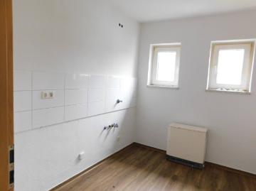 2 Zimmer Wohnung mit Balkon!
