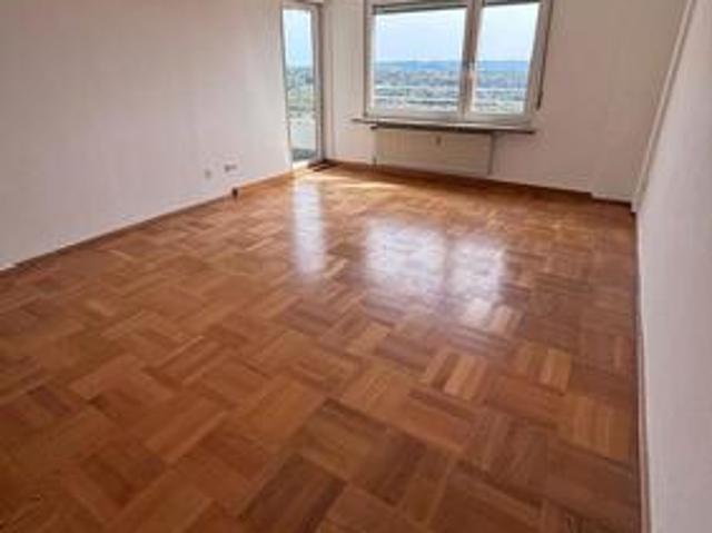 2 Zimmer Wohnung mit Balkon & Aufzug – komfortables Wohnen in der