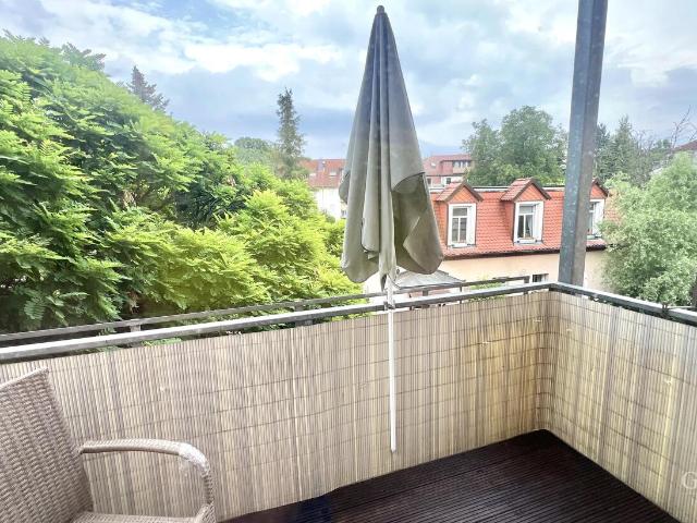 2 Zimmer Wohnung mit Balkon + Außen Stellplatz in Dresden Mockritz