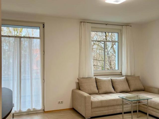 2 Zimmer Wohnung mit Balkon & Blick ins Grüne
