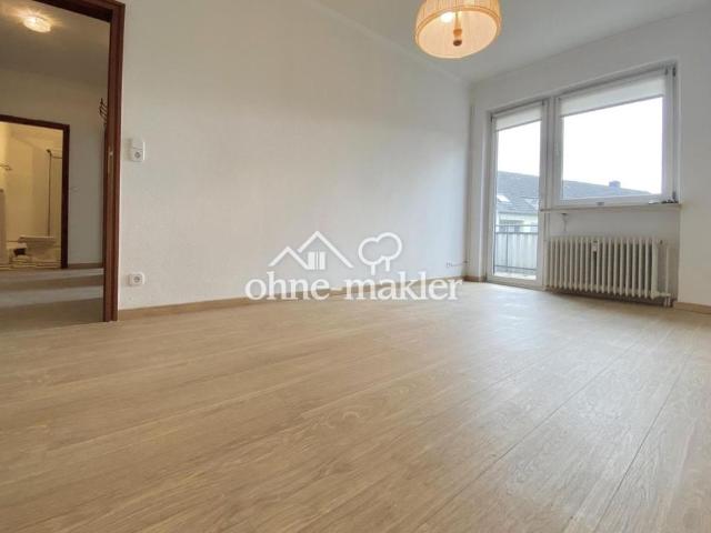 2 Zimmer Wohnung mit Balkon & Einbauküche
