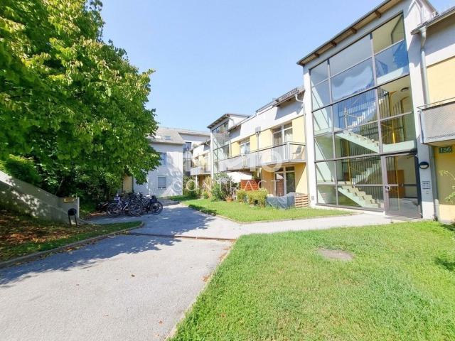 2 Zimmer Wohnung mit Balkon | Kalvarienbergstraße 134 Top 17