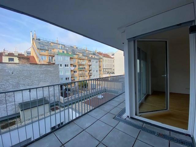 2 Zimmer Wohnung mit Balkon I U3 Schweglerstraße