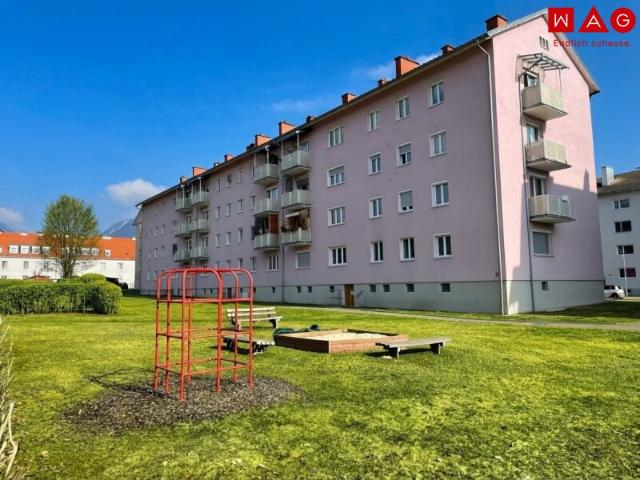 2 Zimmer Wohnung mit Balkon im Grünen