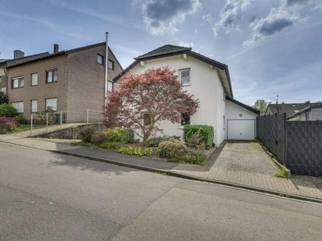 2 Zimmer Wohnung mit Balkon in Aachen Haaren