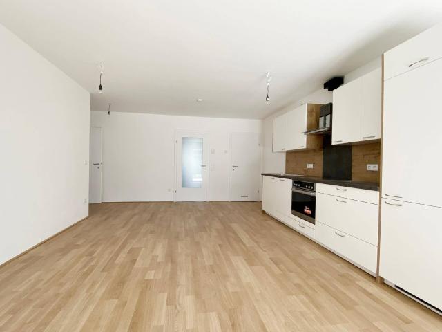 2 Zimmer Wohnung mit Balkon in Eggelsberg OG2