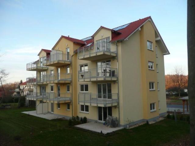 exklusive Lage + 2 Zimmer Wohnung mit Balkon