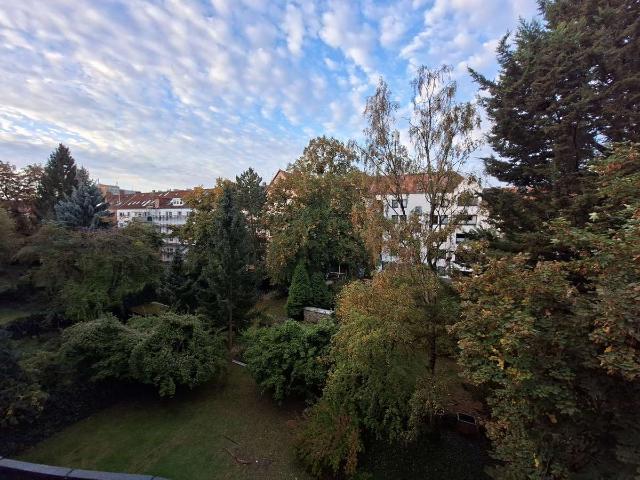 2 Zimmer Wohnung mit Balkon in Hannover List