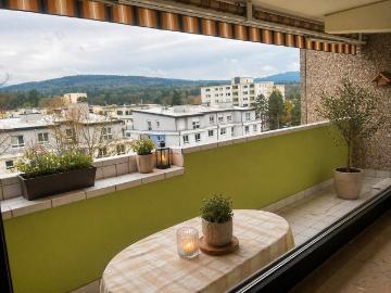 2 Zimmer Wohnung mit Balkon in Oberursel
