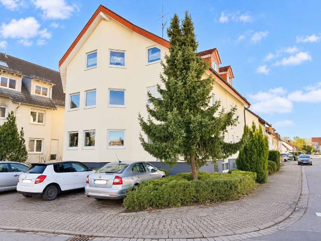 2 Zimmer Wohnung mit Balkon in Walldorf zu verkaufen DG re