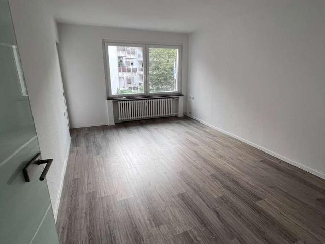 2 Zimmer Wohnung mit Balkon in zentraler Lage von Bottrop Kirchhellen