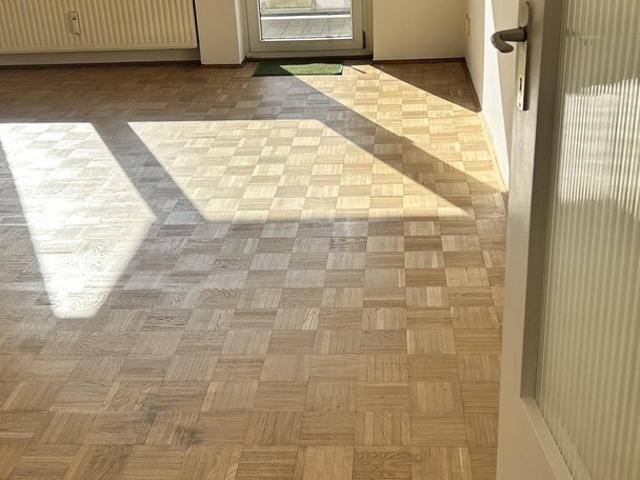 2 Zimmer Wohnung mit Balkon Nähe Uni/Uniklinik Lübeck Sankt Jürgen
