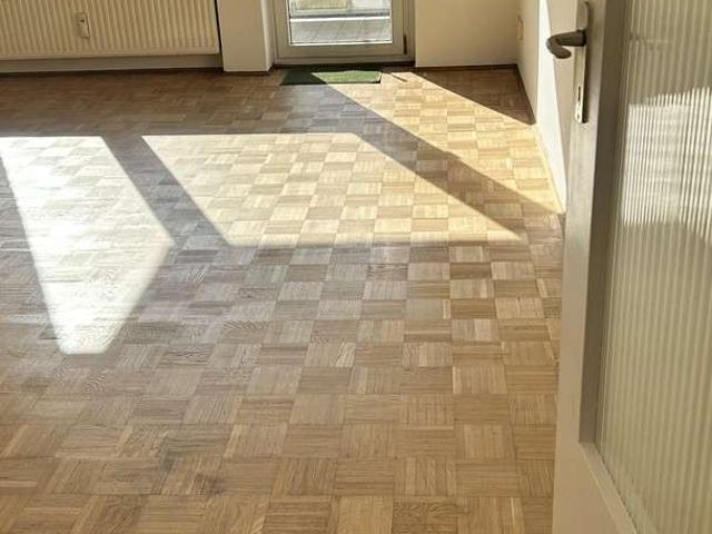 2 Zimmer Wohnung mit Balkon Nähe Uni/Uniklinik Lübeck Sankt Jürgen