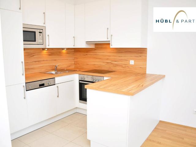 2 ZIMMER WOHNUNG mit Balkon, Panoramapool, Fitnessraum und Sonnendeck/Dachterrasse am Kirschblütenpark
