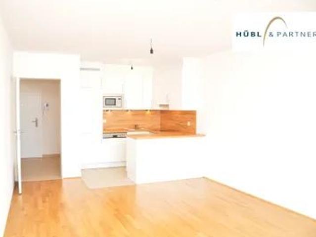 2 ZIMMER WOHNUNG mit Balkon, Panoramapool, Fitnessraum und Sonnendeck/Dachterrasse am Kirschblütenpark