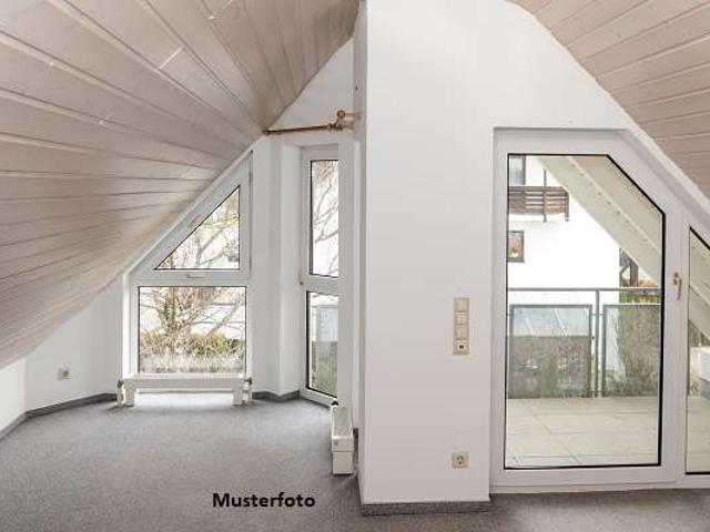 2 Zimmer Wohnung mit Balkon provisionsfrei