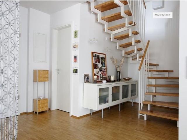 2 Zimmer Wohnung mit Balkon + Provisionsfrei Jetzt zugreifen!