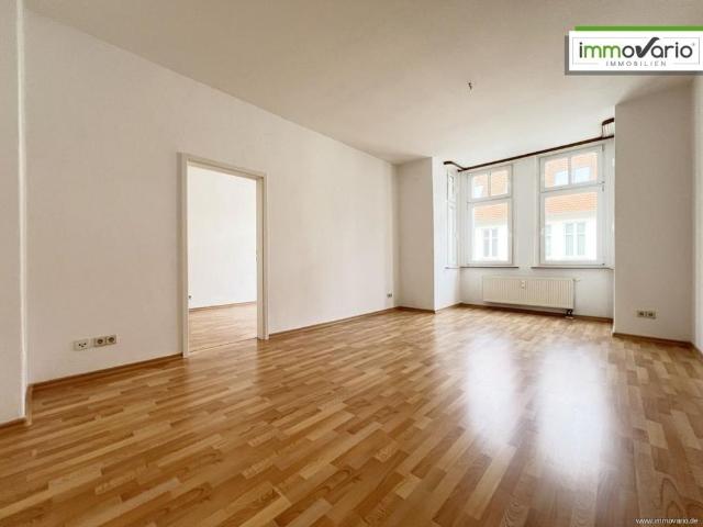 2 Zimmer Wohnung mit Balkon, Wanne & Dusche, Einbauküche & Abstellraum in Uni Nähe