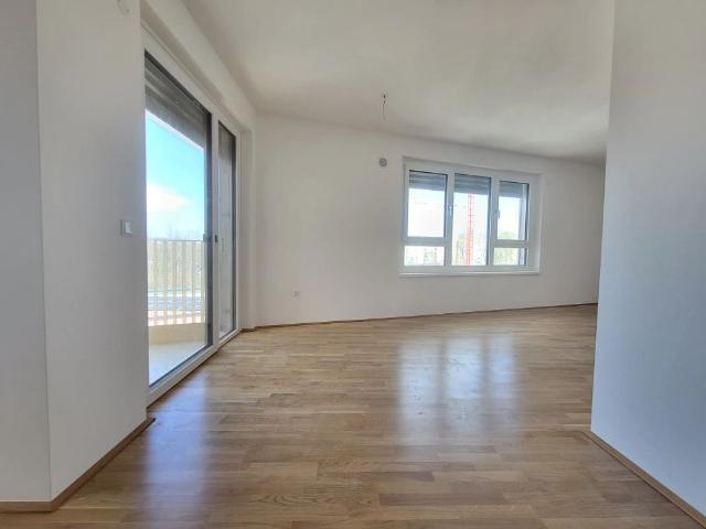 2 Zimmer Wohnung mit Balkon, Top 14