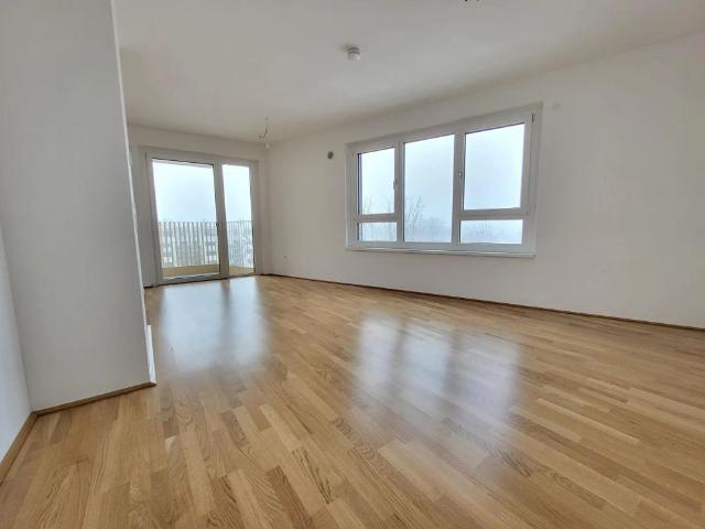 2 Zimmer Wohnung mit Balkon, Top 18