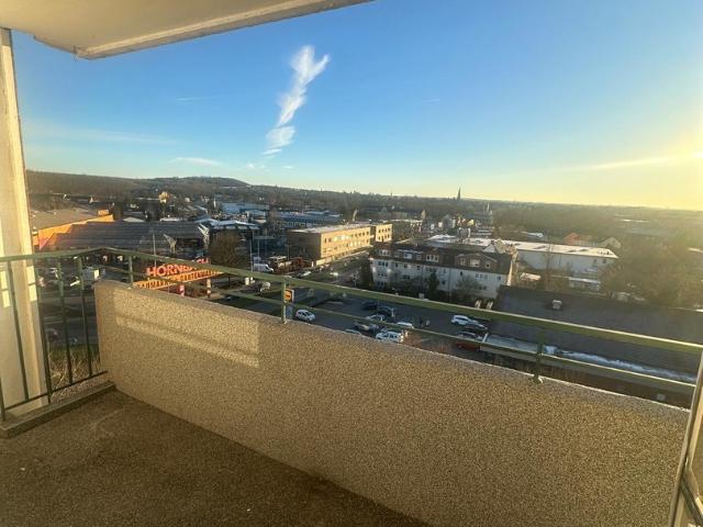 2 Zimmer Wohnung mit Balkon u. guter Verkehrsanbindung