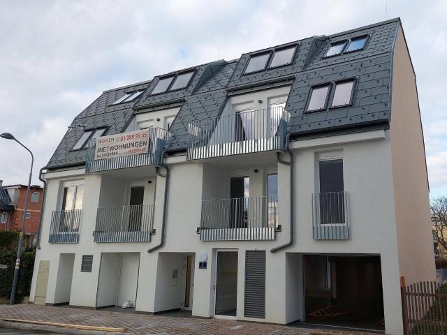 2 Zimmer Wohnung mit Balkon unbefristeter Mietvertrag