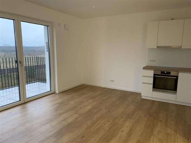 2 Zimmer Wohnung mit Balkon und Einbauküche im Erdgeschoss