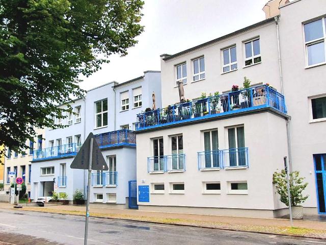 2 Zimmer Wohnung mit Balkon und Einbauküche in zentraler Lage