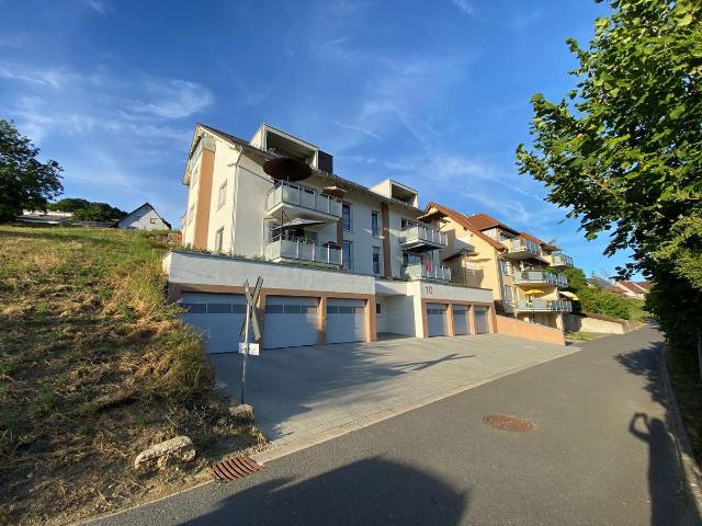 2 Zimmer Wohnung mit Balkon und herrlichem Ausblick übers Kochertal