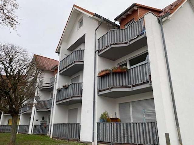 2 Zimmer Wohnung mit Balkon und Stellplatz in Worms Neuhausen