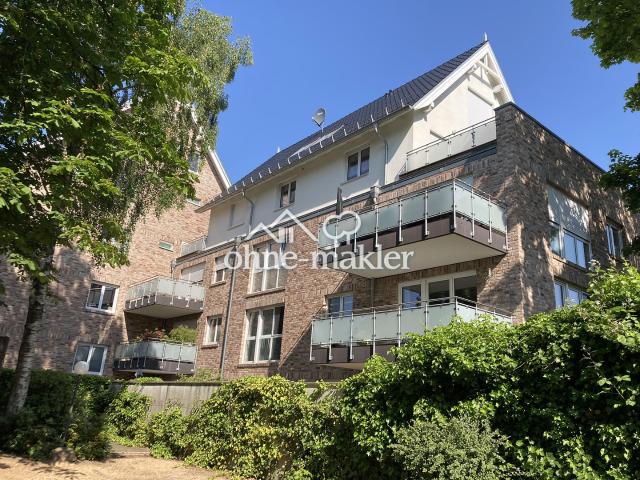 2 Zimmer Wohnung mit Balkon und Tiefgaragenplatz in Hamburg Iserbrook